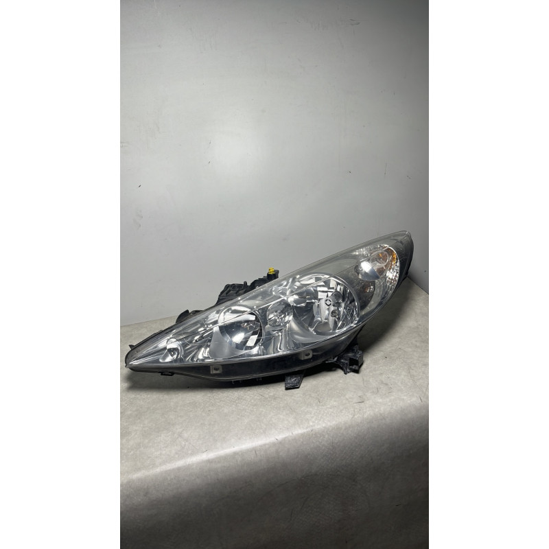 Optique avant principal gauche (feux)(phare) PEUGEOT 207 PHASE 1 d’occasion