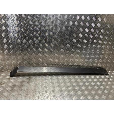 Garniture laterale arriere droite PEUGEOT EXPERT 3 PHASE 1 d’occasion