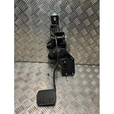 Pedale de frein PEUGEOT EXPERT 3 PHASE 1 d’occasion