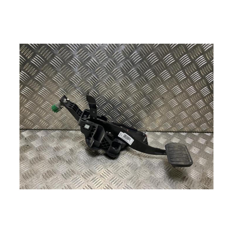 Pedale de frein PEUGEOT EXPERT 3 PHASE 1 d’occasion