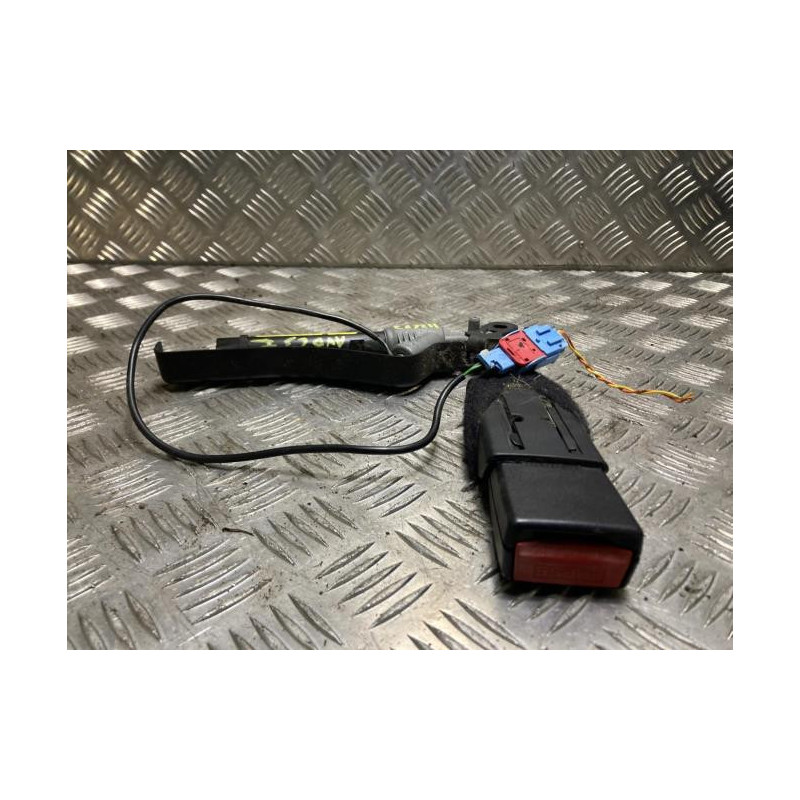 Attache ceinture avant droit CITROEN C3 1 PHASE 2 d’occasion