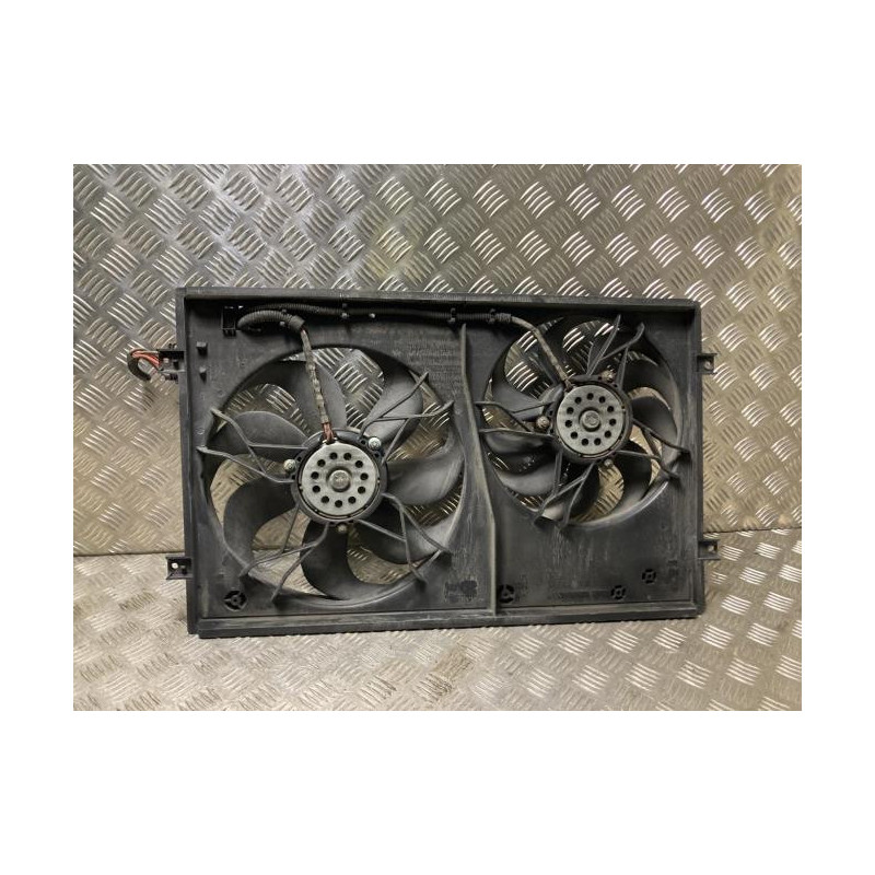 Moto ventilateur radiateur VOLKSWAGEN GOLF 4 d’occasion