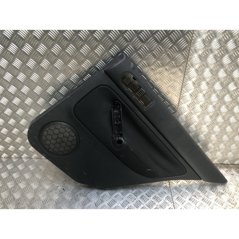 Panneau de porte arriere droit VOLKSWAGEN GOLF 4 d’occasion