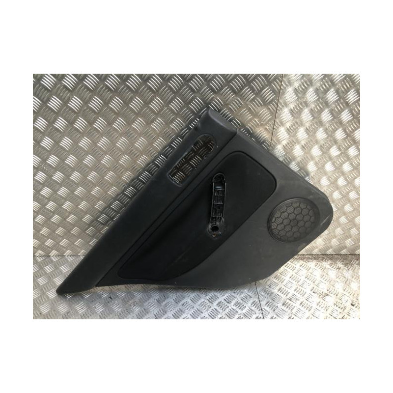 Panneau de porte arriere gauche VOLKSWAGEN GOLF 4 d’occasion