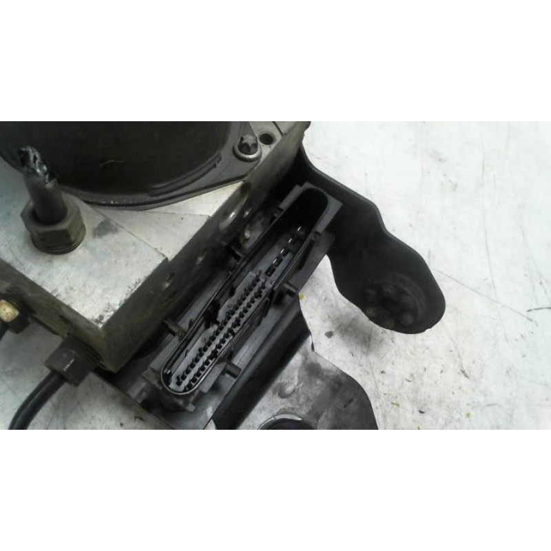 Bloc ABS (freins anti-blocage) RENAULT MEGANE 2 PHASE 2 d’occasion