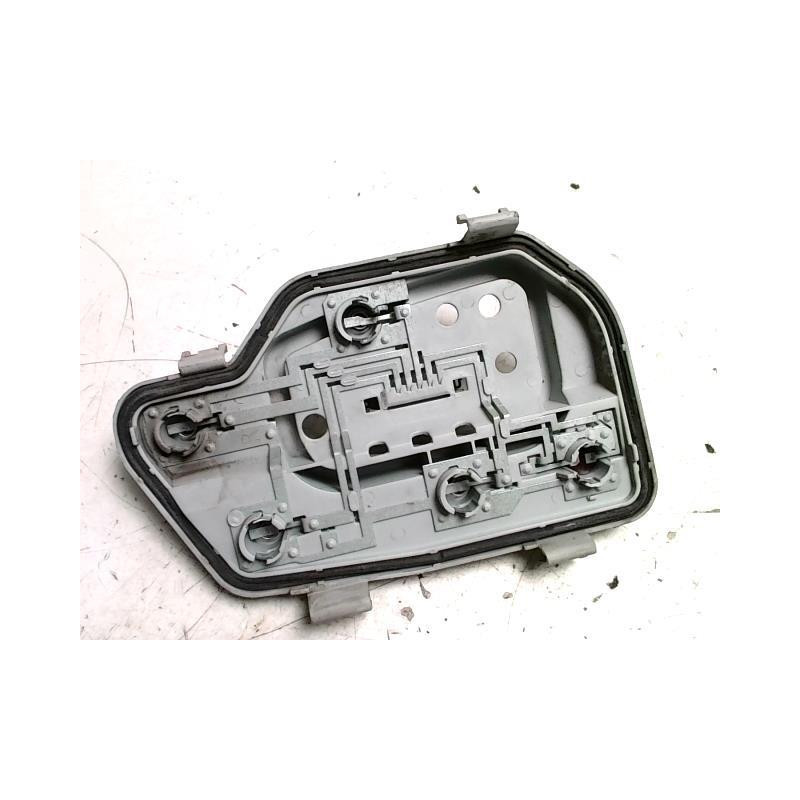 Platine feu arriere droit VOLKSWAGEN POLO 4 PHASE 1 d’occasion