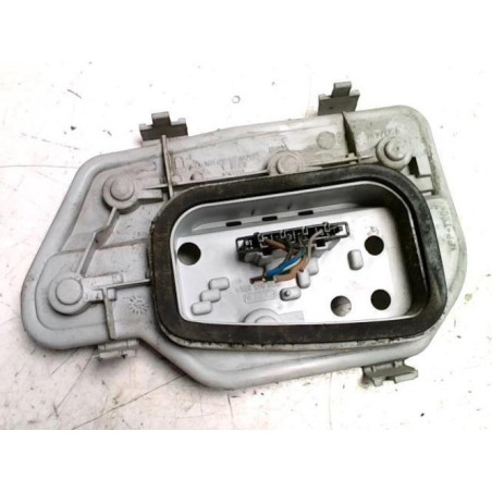 Platine feu arriere droit VOLKSWAGEN POLO 4 PHASE 1 d’occasion