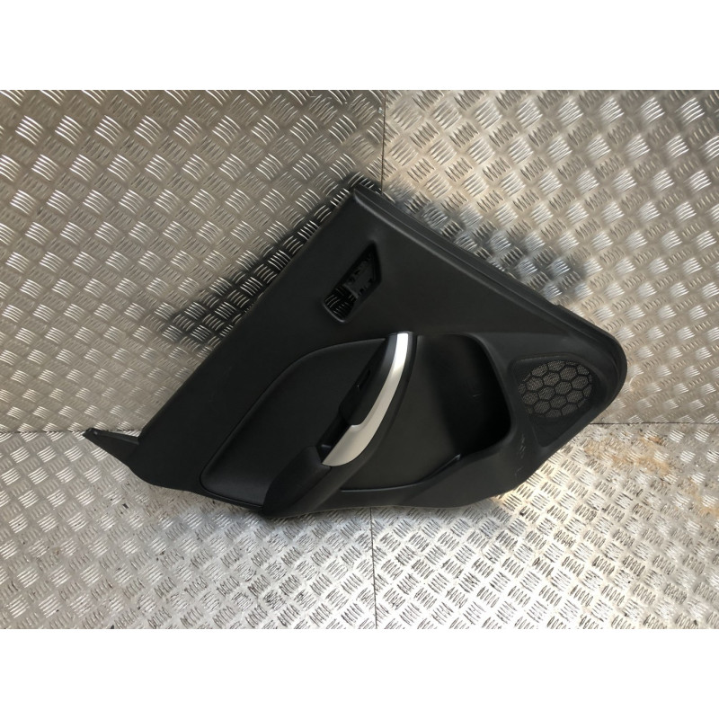 Panneau de porte arriere gauche SUZUKI BALENO 2 d’occasion