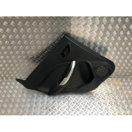 Panneau de porte arriere gauche SUZUKI BALENO 2 d’occasion