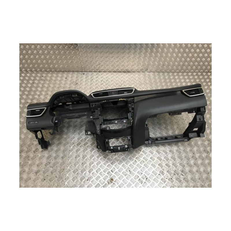 Tableau de bord NISSAN QASHQAI 2 PHASE 1 d’occasion