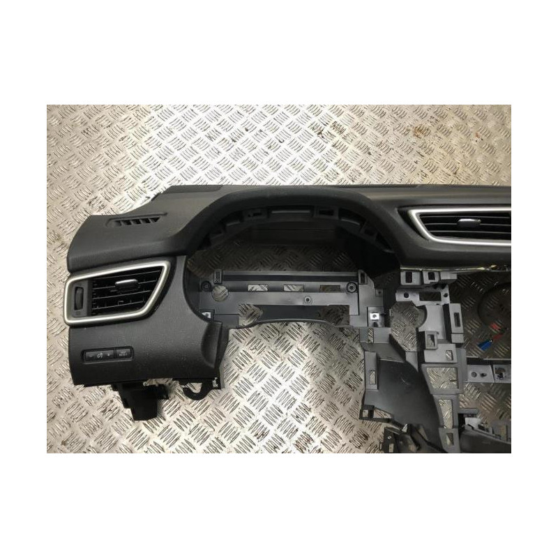 Tableau de bord NISSAN QASHQAI 2 PHASE 1 d’occasion