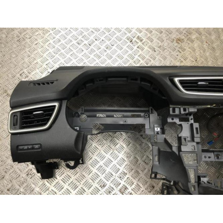 Tableau de bord NISSAN QASHQAI 2 PHASE 1 d’occasion