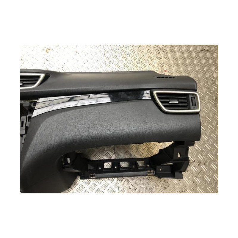 Tableau de bord NISSAN QASHQAI 2 PHASE 1 d’occasion