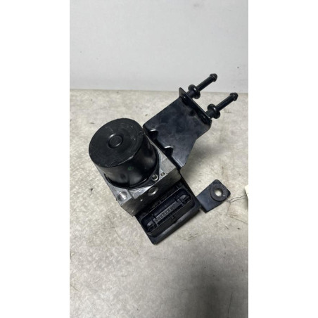 Bloc ABS (freins anti-blocage) VOLKSWAGEN POLO 4 PHASE 2 d’occasion