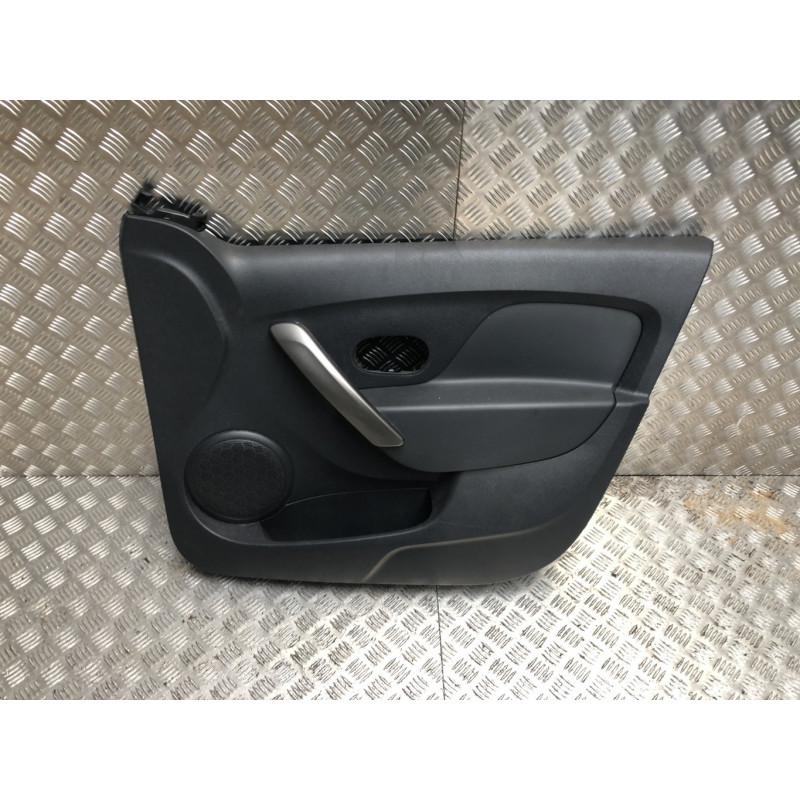 Panneau de porte avant droit DACIA SANDERO 2 PHASE 1 d’occasion