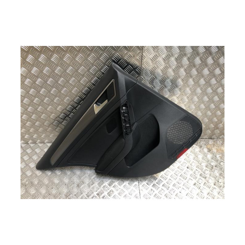 Panneau de porte arriere gauche VOLKSWAGEN GOLF 7 PHASE 1 d’occasion