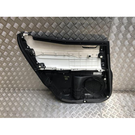Panneau de porte arriere droit MAZDA CX7 PHASE 2 d’occasion