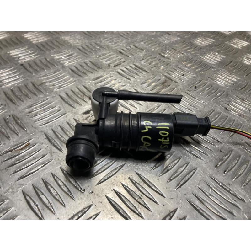 Pompe lave glace avant CITROEN C4 CACTUS d’occasion
