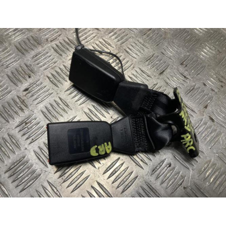Attache ceinture arriere droit CITROEN C4 CACTUS d’occasion