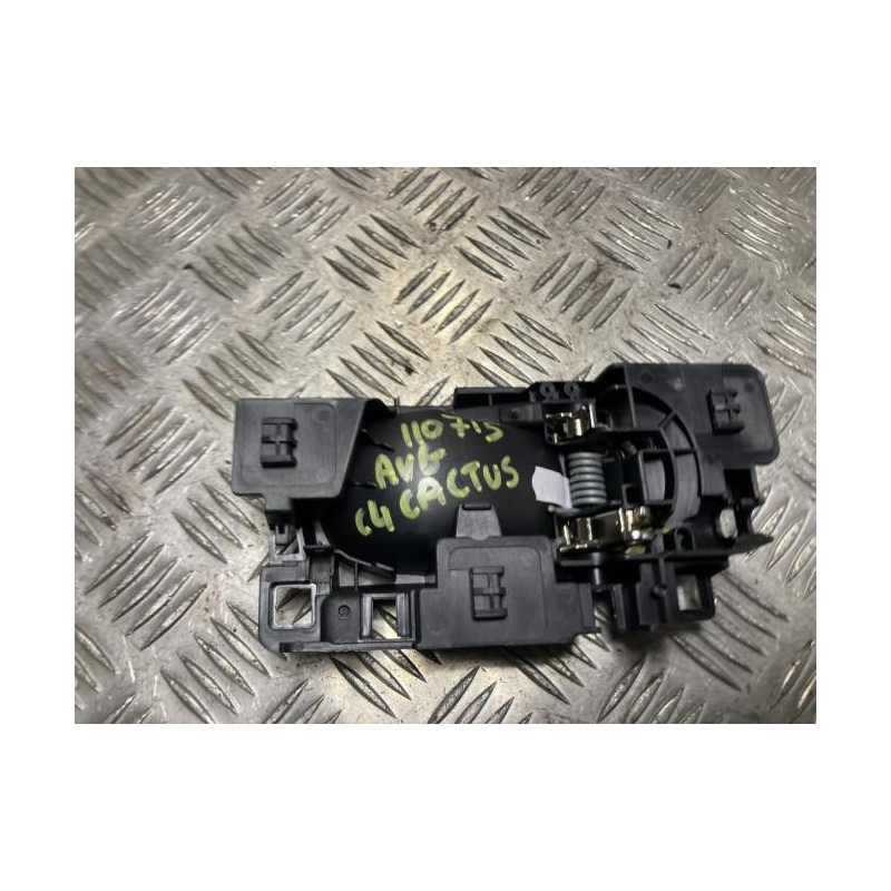 Poignee interieur avant gauche CITROEN C4 CACTUS d’occasion