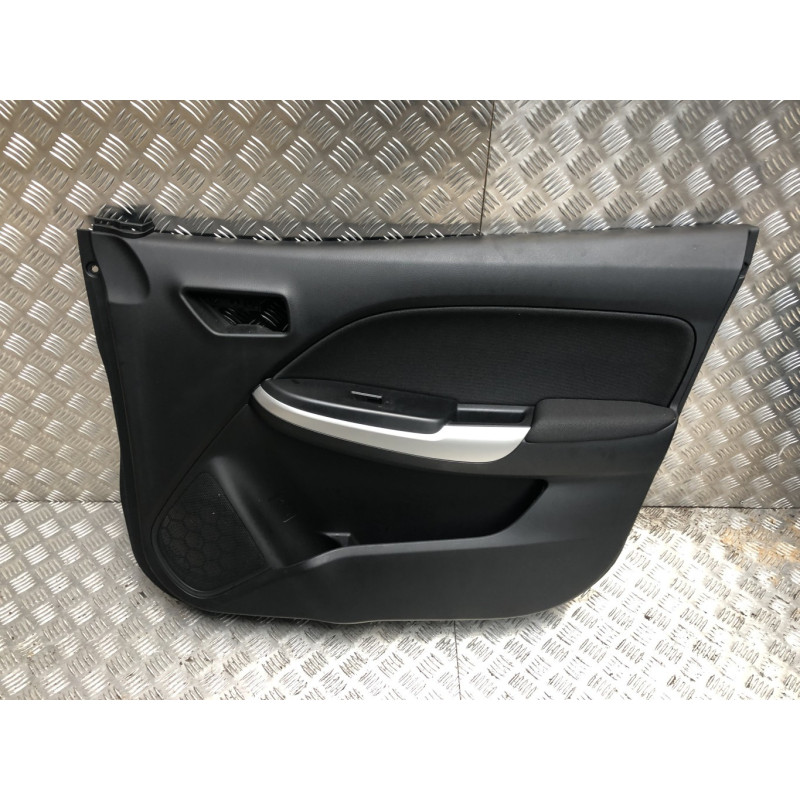 Panneau de porte avant droit SUZUKI BALENO 2 d’occasion