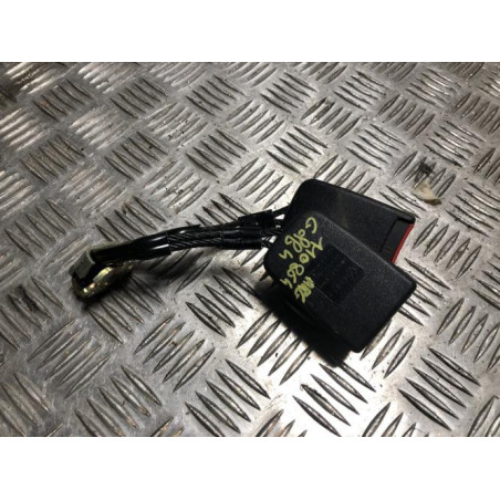 Attache ceinture arriere centrale VOLKSWAGEN GOLF 4 d’occasion