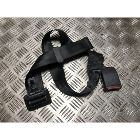 Attache ceinture arriere droit VOLKSWAGEN GOLF 4 d’occasion