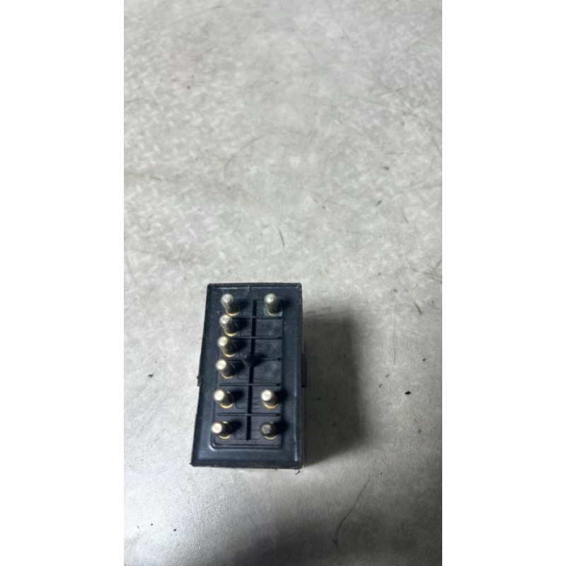 Relais electrique MERCEDES 300 W124 PHASE 1 d’occasion