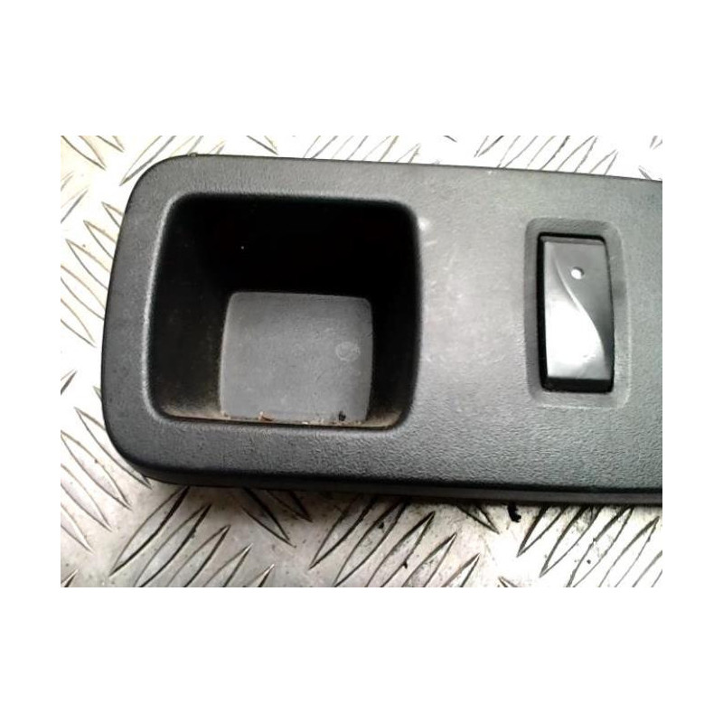 Bouton/Interrupteur DACIA DUSTER 1 PHASE 2 d’occasion