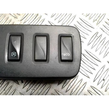 Bouton/Interrupteur DACIA DUSTER 1 PHASE 2 d’occasion