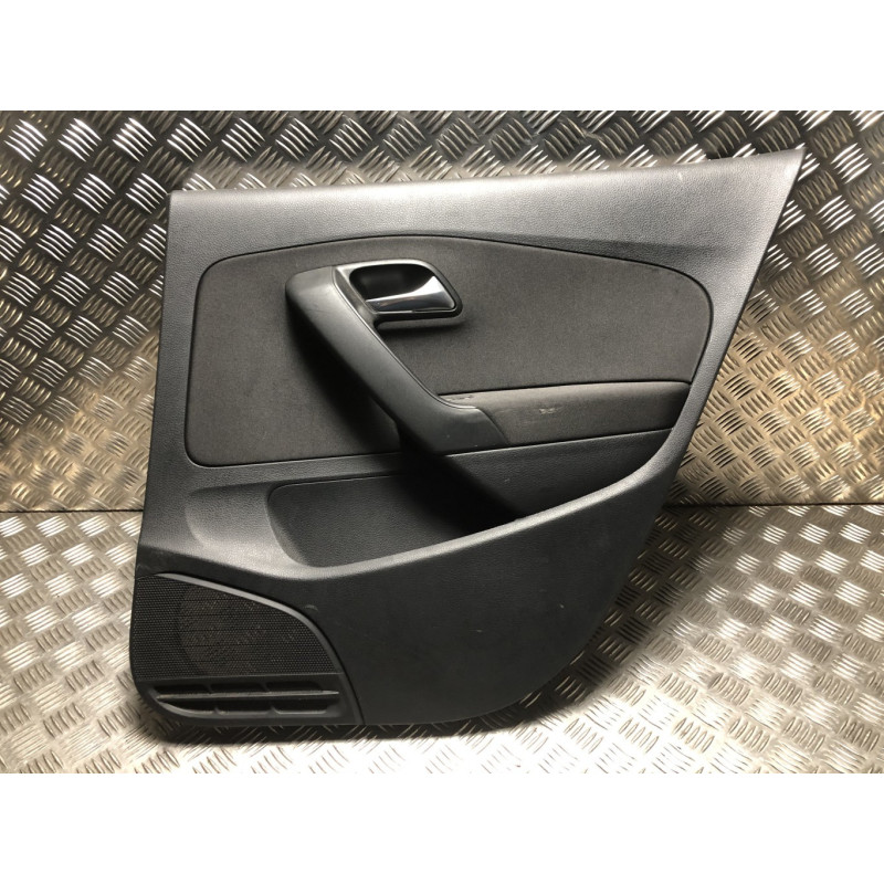 Panneau de porte arriere droit VOLKSWAGEN POLO 5 PHASE 1 d’occasion