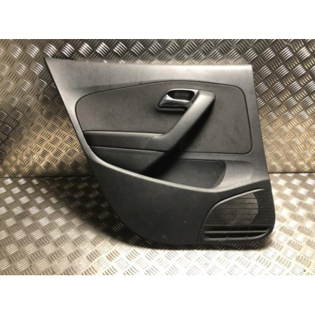 Panneau de porte arriere gauche VOLKSWAGEN POLO 5 PHASE 1 d’occasion