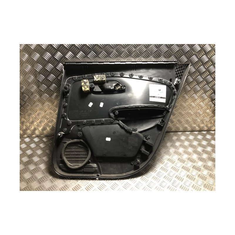 Panneau de porte arriere gauche VOLKSWAGEN POLO 5 PHASE 1 d’occasion