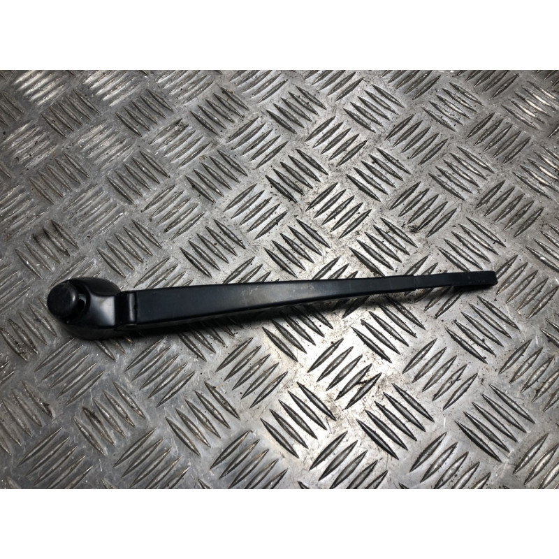 Bras essuie glace arriere VOLKSWAGEN GOLF 4 d’occasion