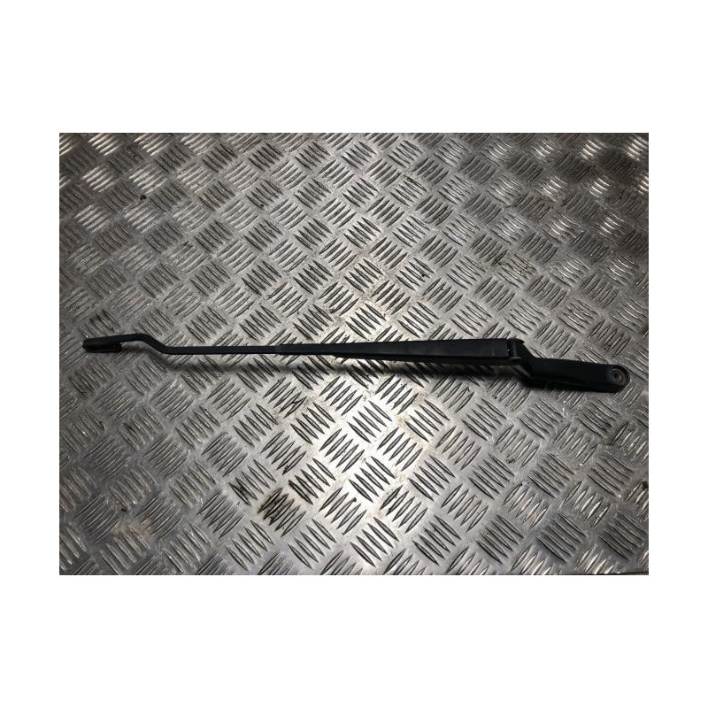 Bras essuie glace avant gauche VOLKSWAGEN GOLF 4 d’occasion