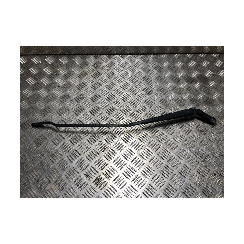 Bras essuie glace avant droit VOLKSWAGEN GOLF 4 d’occasion