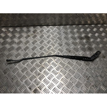 Bras essuie glace avant droit VOLKSWAGEN GOLF 4 d’occasion