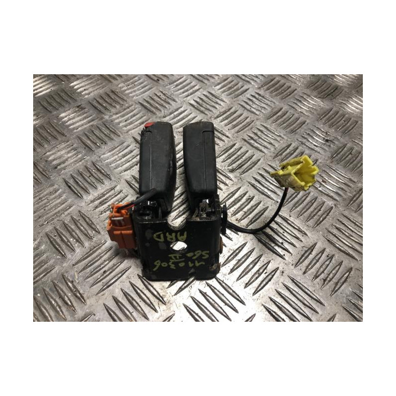 Attache ceinture arriere droit VOLVO S 60 2 PHASE 1 d’occasion