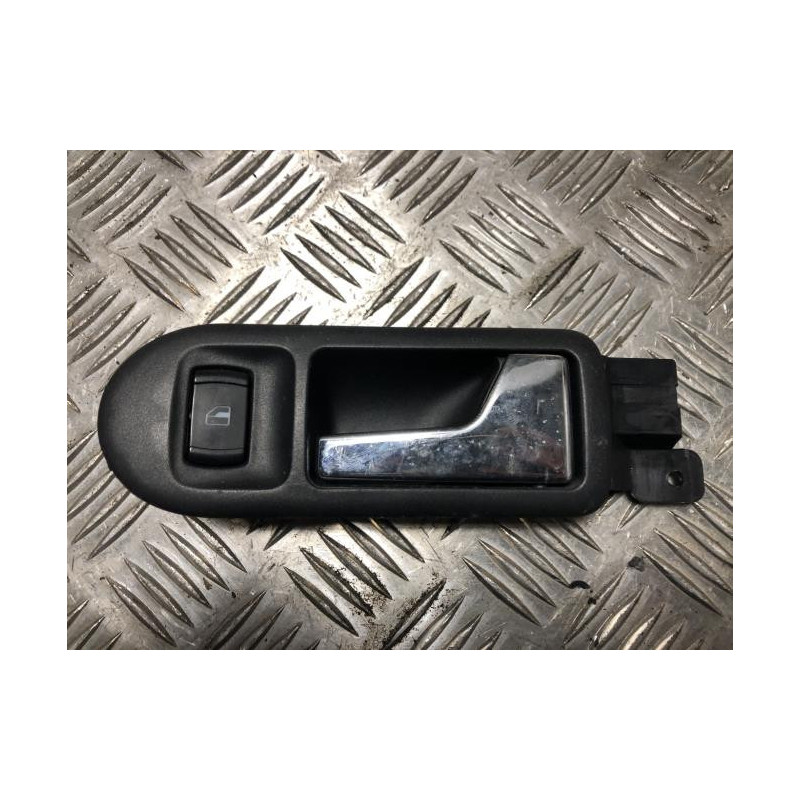 Poignee interieur avant droit VOLKSWAGEN GOLF 4 d’occasion