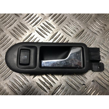 Poignee interieur avant droit VOLKSWAGEN GOLF 4 d’occasion