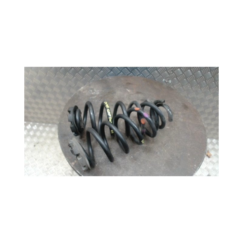 Ressort de suspension arriere RENAULT CAPTUR 1 PHASE 2 d’occasion