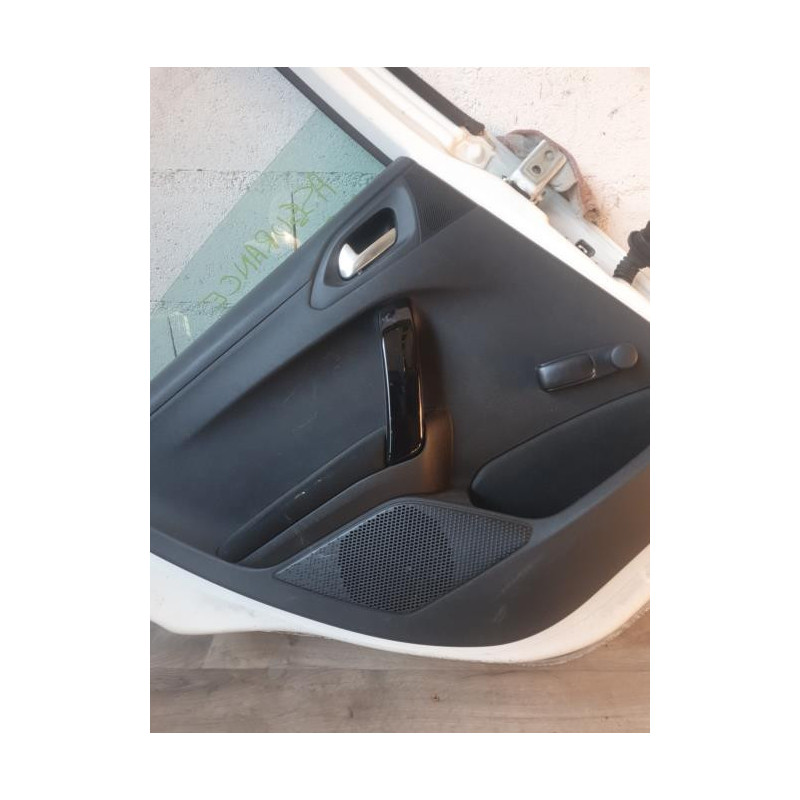 Porte arriere gauche PEUGEOT 208 1 PHASE 1 d’occasion