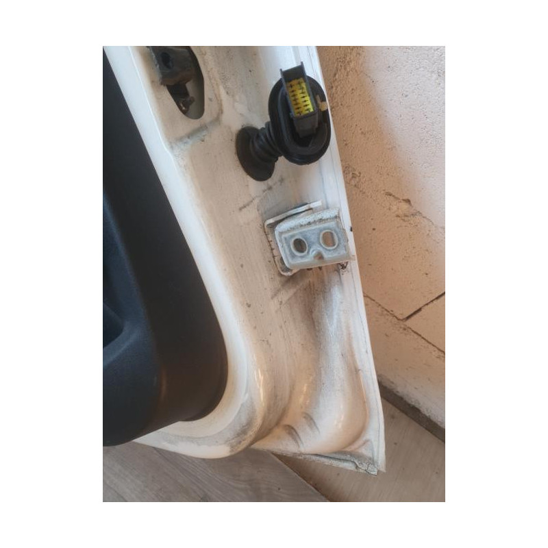 Porte arriere gauche PEUGEOT 208 1 PHASE 1 d’occasion