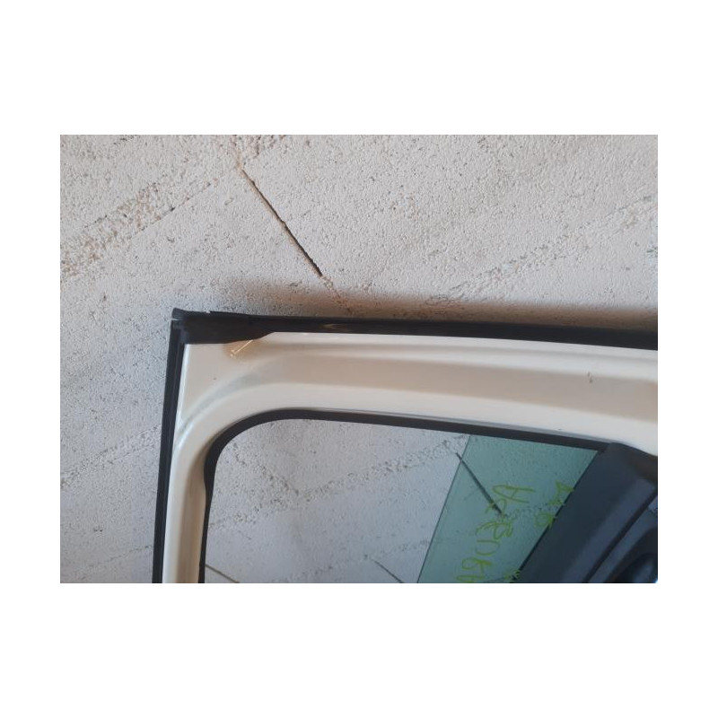 Porte arriere gauche PEUGEOT 208 1 PHASE 1 d’occasion