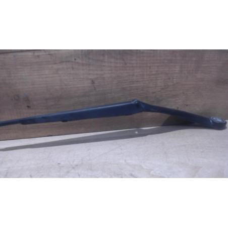 Bras essuie glace avant droit PEUGEOT 307 PHASE 1 d’occasion