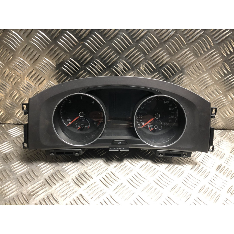 Compteur VOLKSWAGEN GOLF 7 PHASE 1 d’occasion