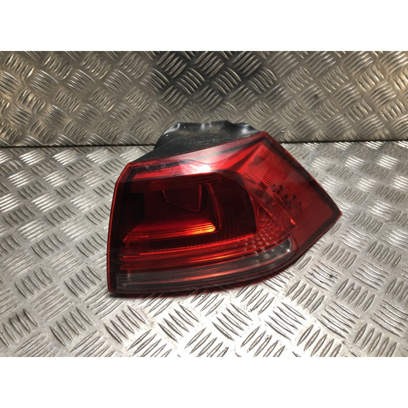 Feu arriere principal droit (feux) VOLKSWAGEN GOLF 7 PHASE 1 d’occasion
