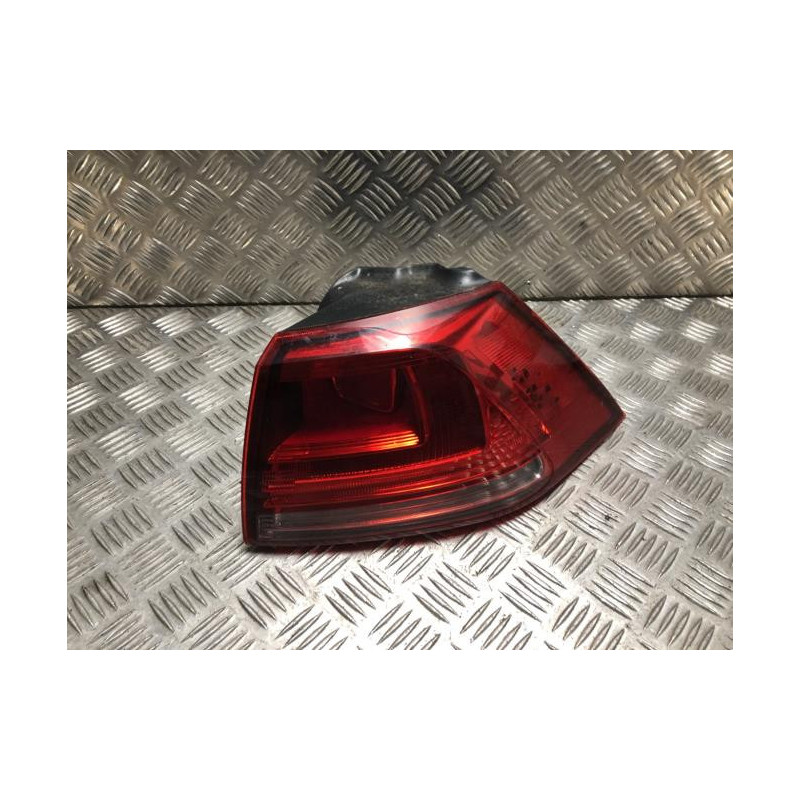 Feu arriere principal droit (feux) VOLKSWAGEN GOLF 7 PHASE 1 d’occasion