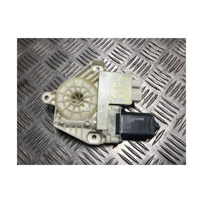 Moteur leve vitre arriere gauche VOLKSWAGEN GOLF 7 PHASE 1 d’occasion