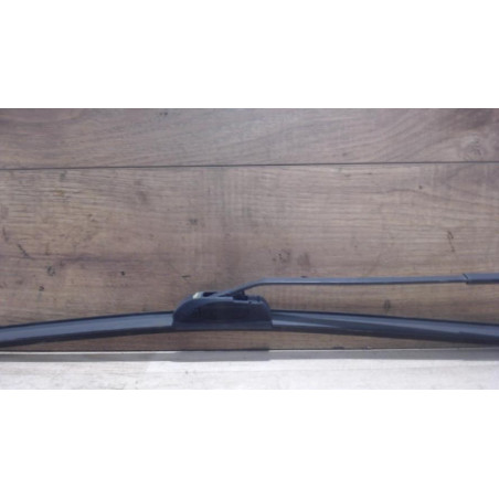 Bras essuie glace avant gauche DACIA SANDERO 1 d’occasion